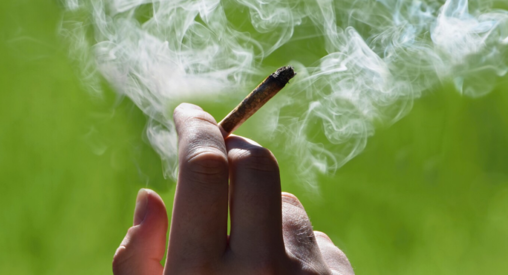 Duluth Bans All Smoking Including Cannabis and Vaping in City Parks Duluth ban smoking vaping