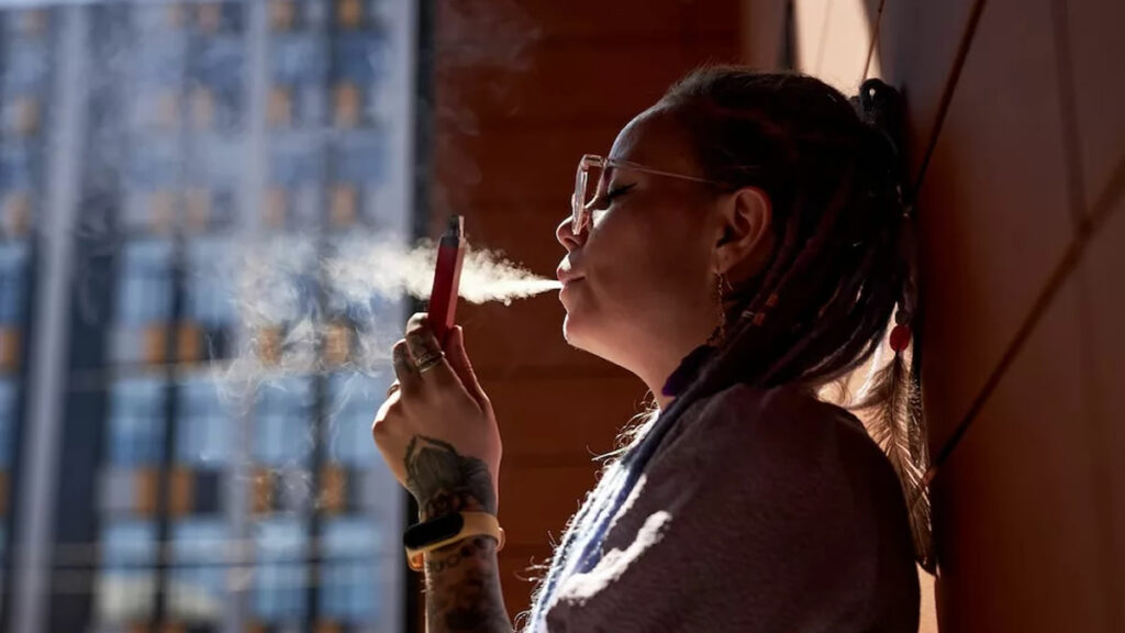 San Antonio’s New Ordinance Bans Indoor Vaping, Aligning with Existing Smoking Prohibition San Antonio bans indoor vaping