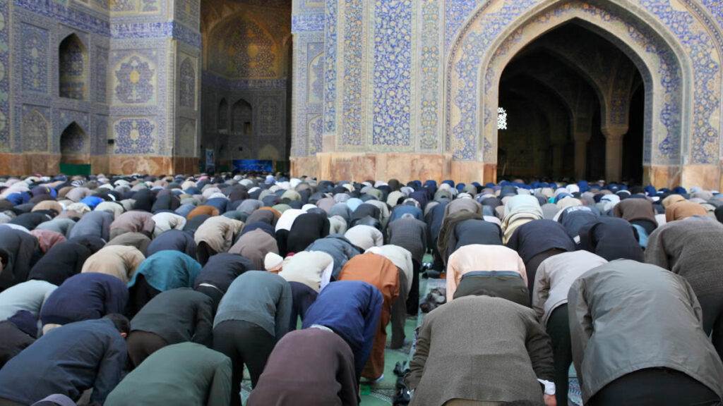 Can You Vape While Fasting for Ramadan? Doctors Warn of Risks Can you vape while fasting Ramadan